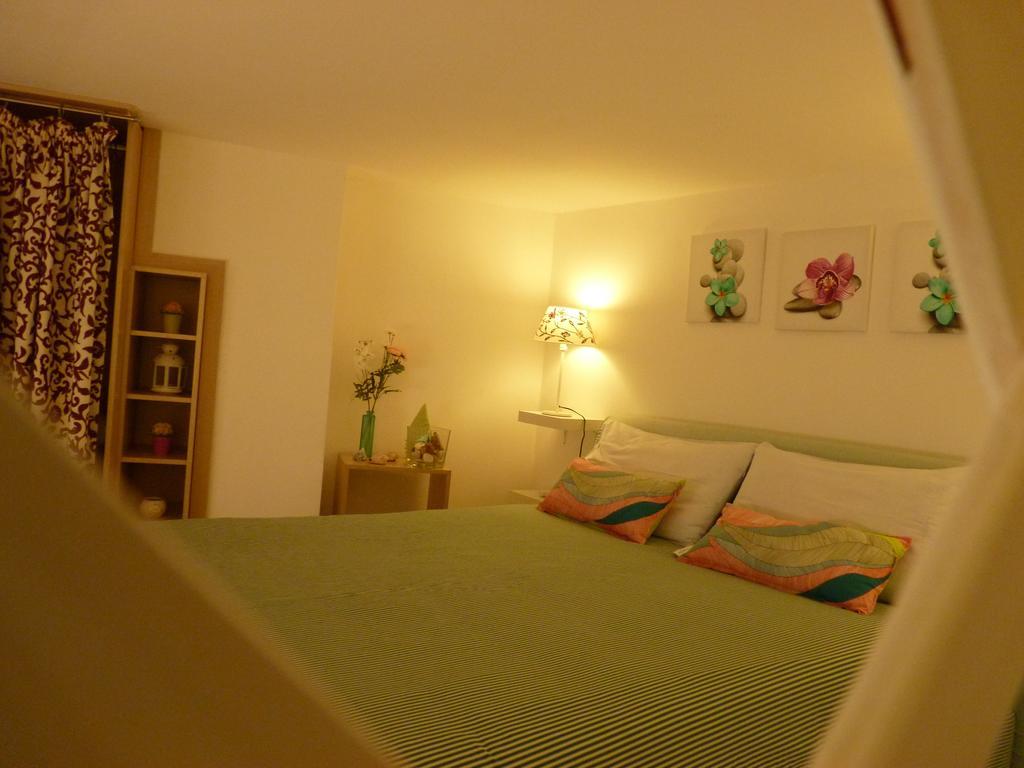 Casa Di Erminia Bed & Breakfast Napoli Exterior foto